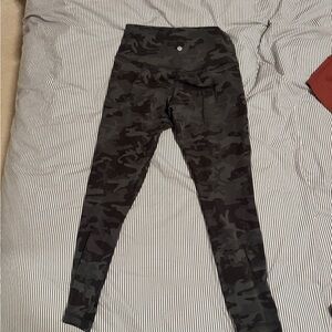 Lululemon Athletica Black Camouflage Leggings